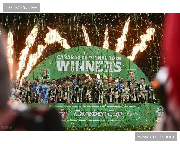 英超纽卡球迷抗议